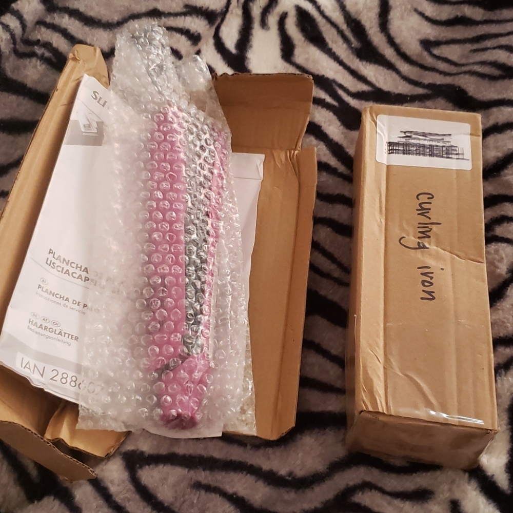 ★Flat iron NWOT - Picture 4 of 5